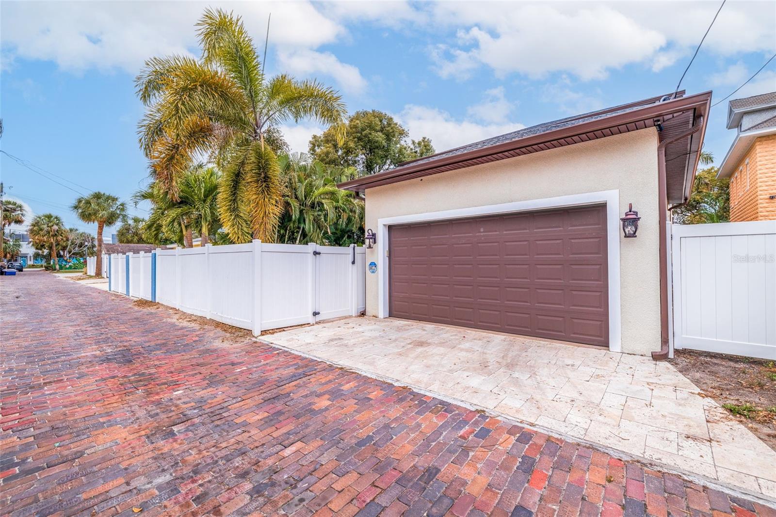 Image 43 of 44 For 310 8th Avenue N