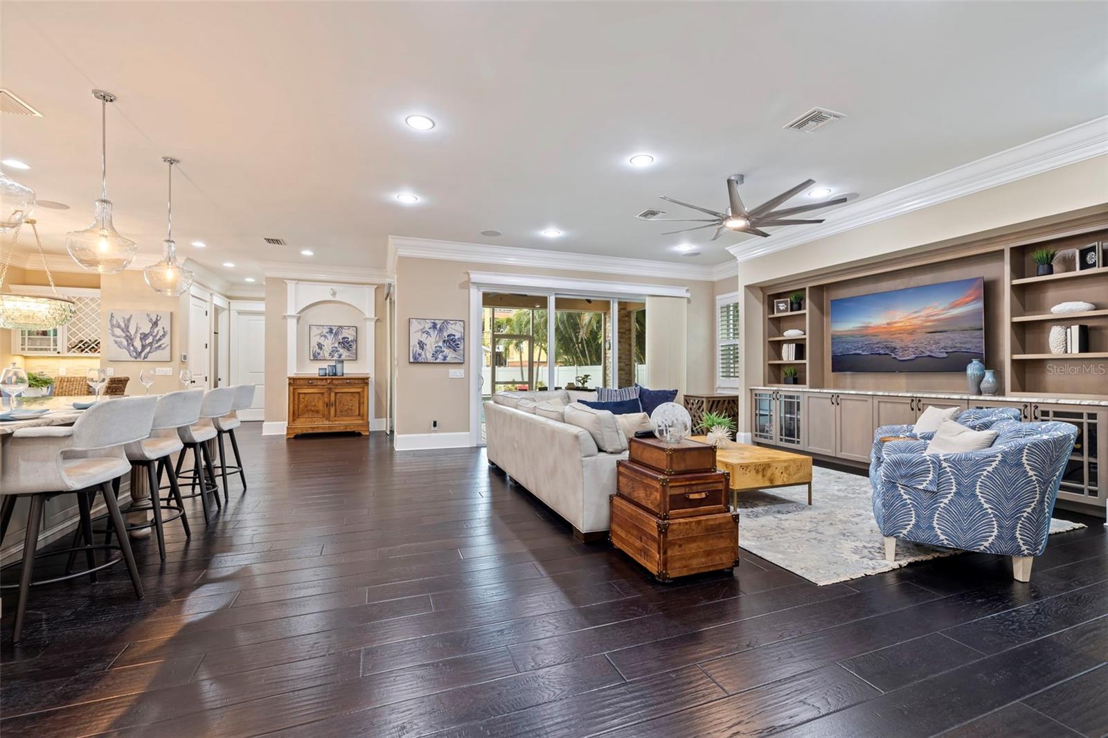 Image 5 of 44 For 310 8th Avenue N