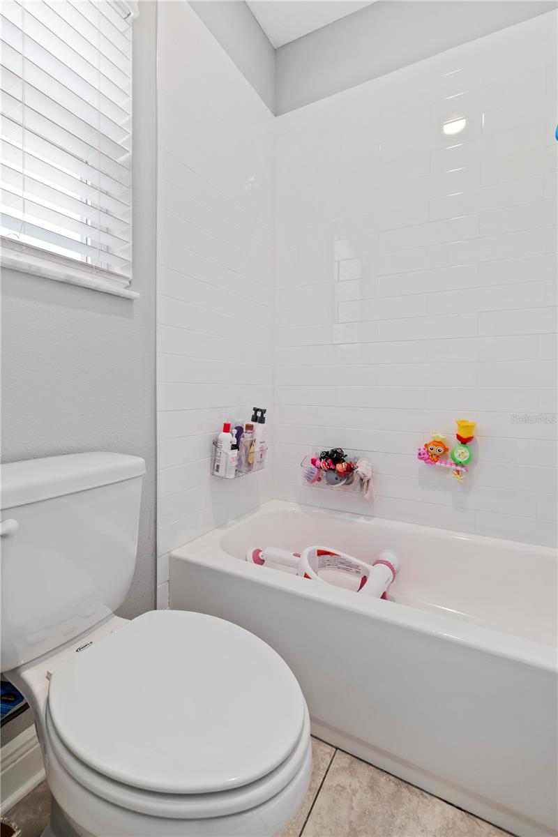 Image 20 of 44 For 3308 Glen Meadow Court