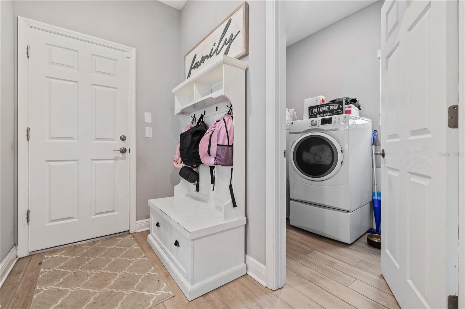 Image 33 of 44 For 3308 Glen Meadow Court