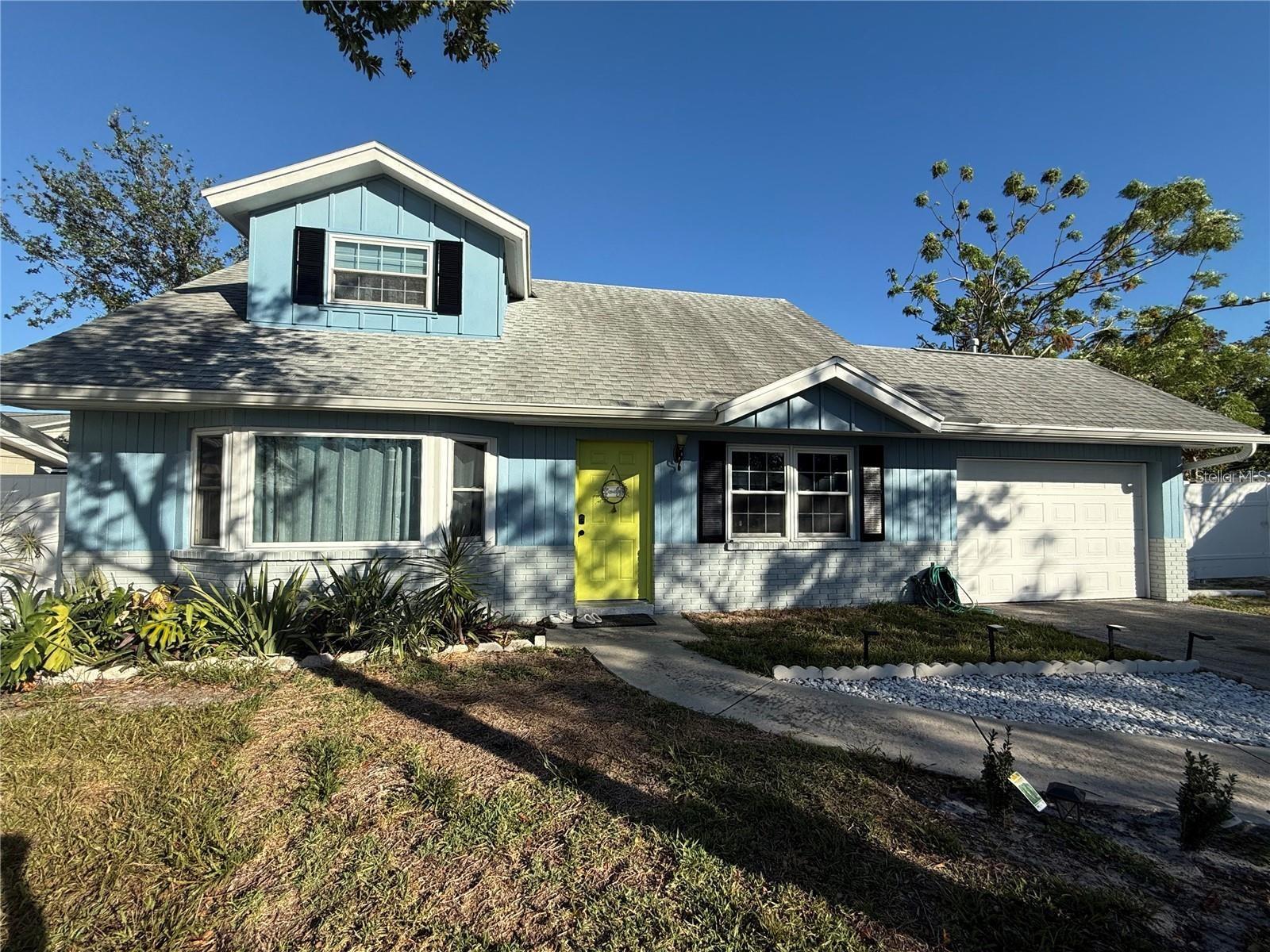 Details for 8211 128th Street, SEMINOLE, FL 33776