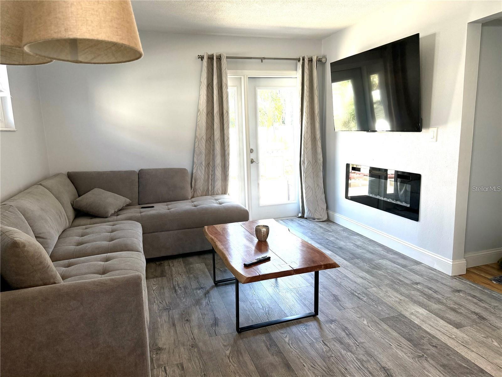 Image 6 of 20 For 8211 128th Street