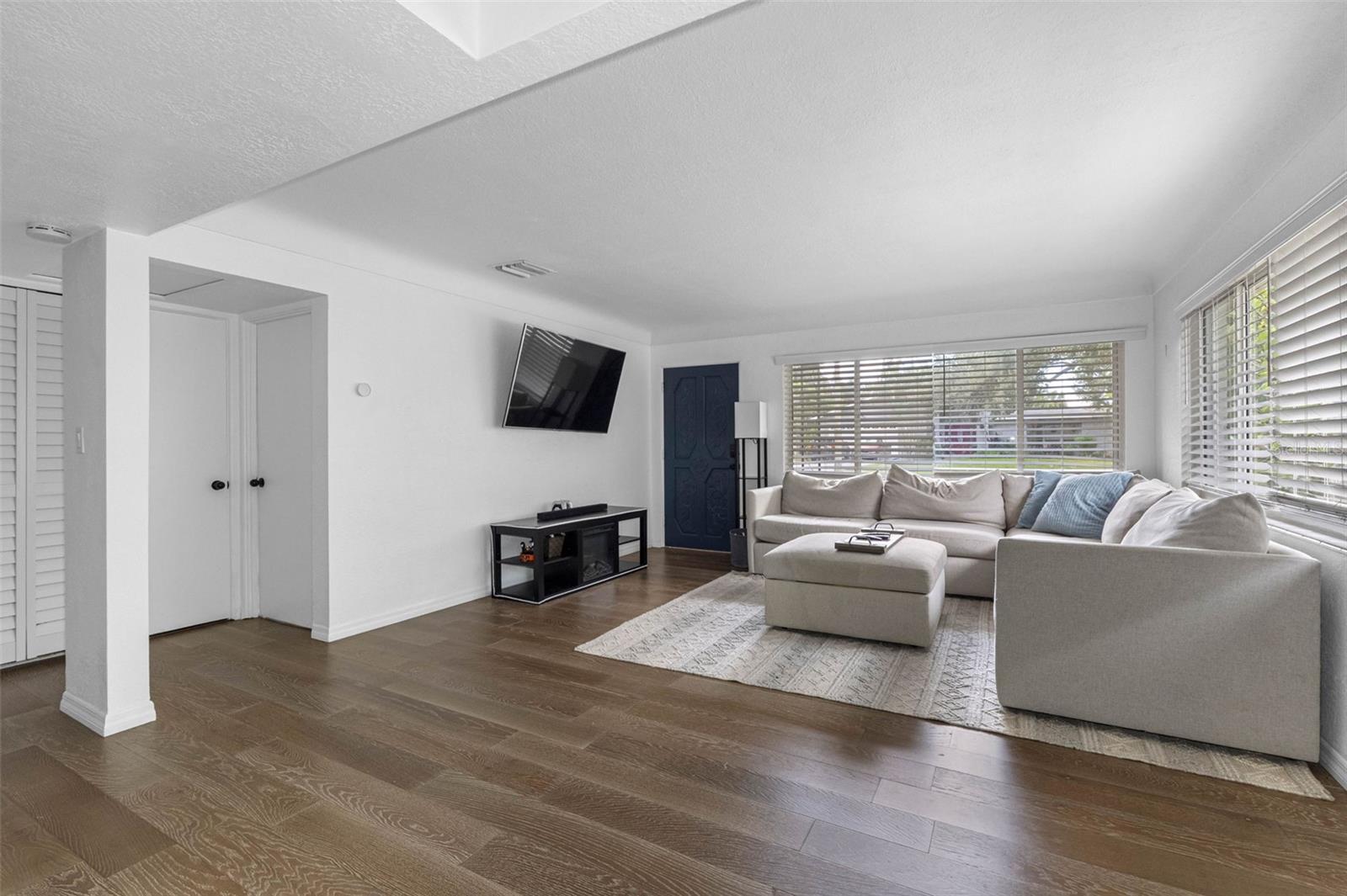 Image 2 of 51 For 7101 4th Avenue N