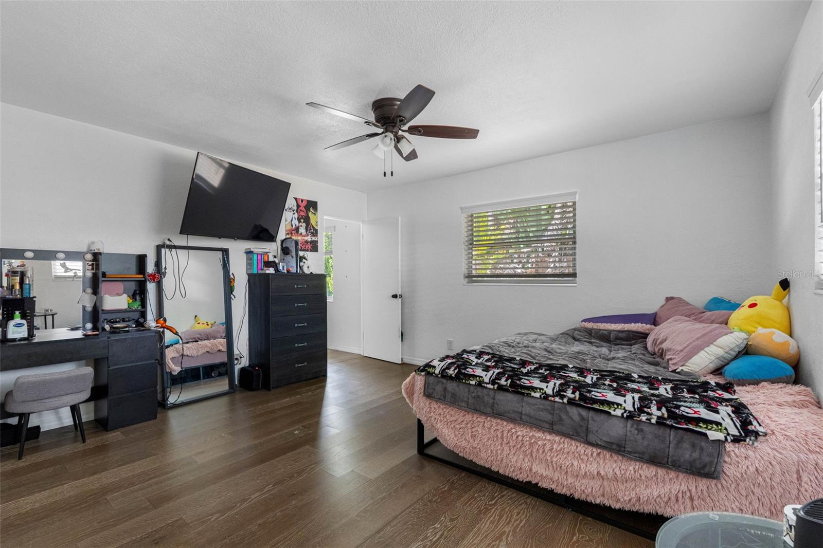 Image 23 of 51 For 7101 4th Avenue N