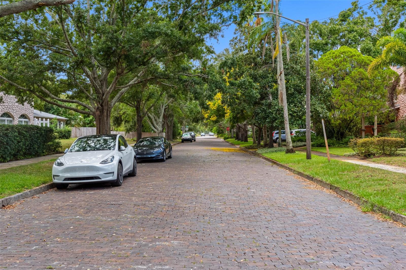 Image 42 of 51 For 7101 4th Avenue N