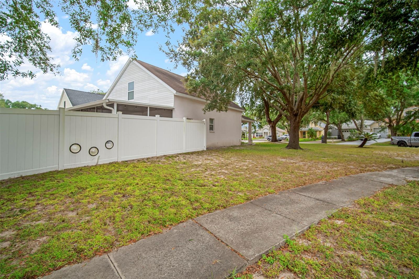 Image 37 of 37 For 923 Cape Cod Circle