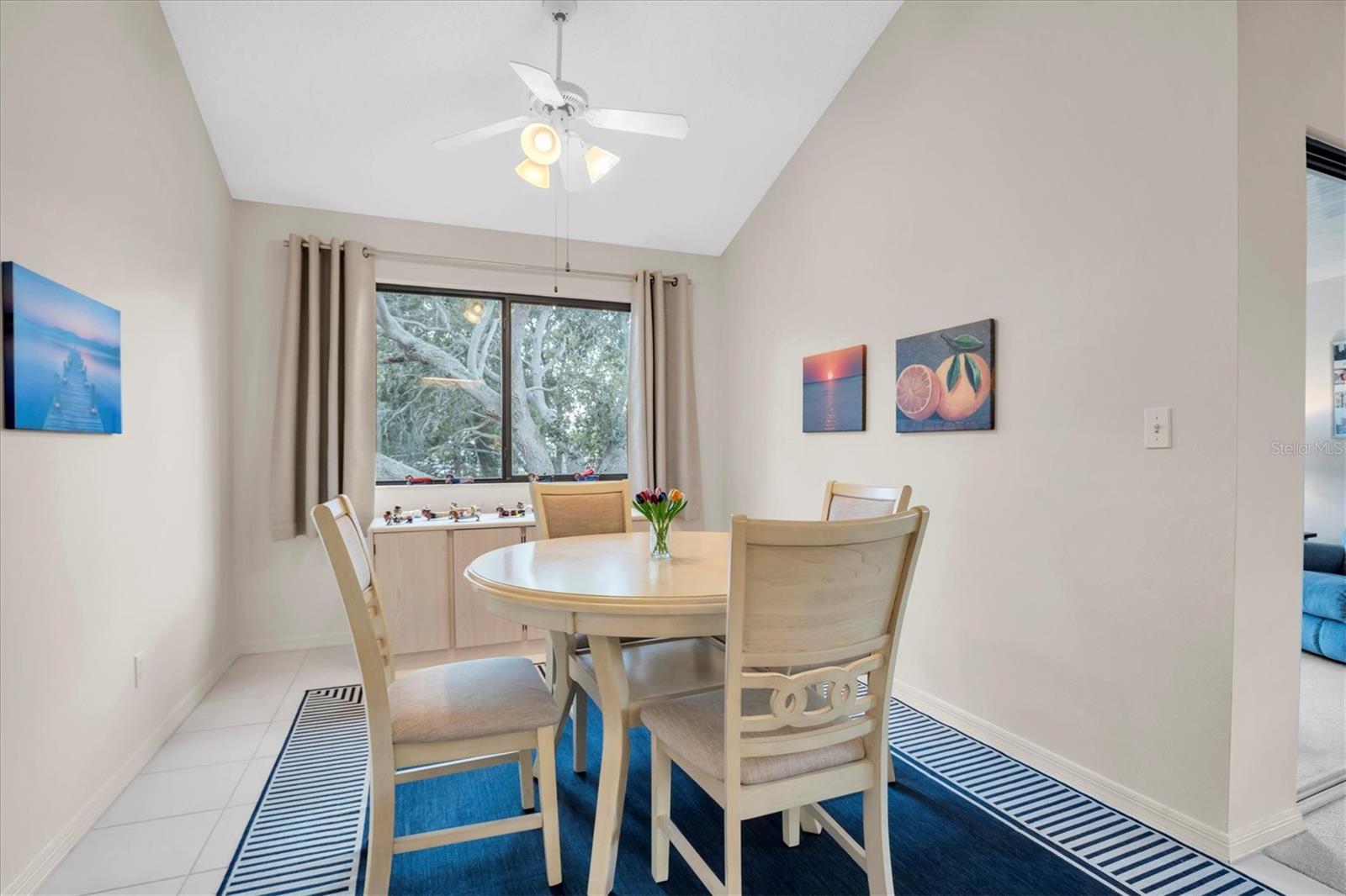 Image 10 of 44 For 534 Walden Court