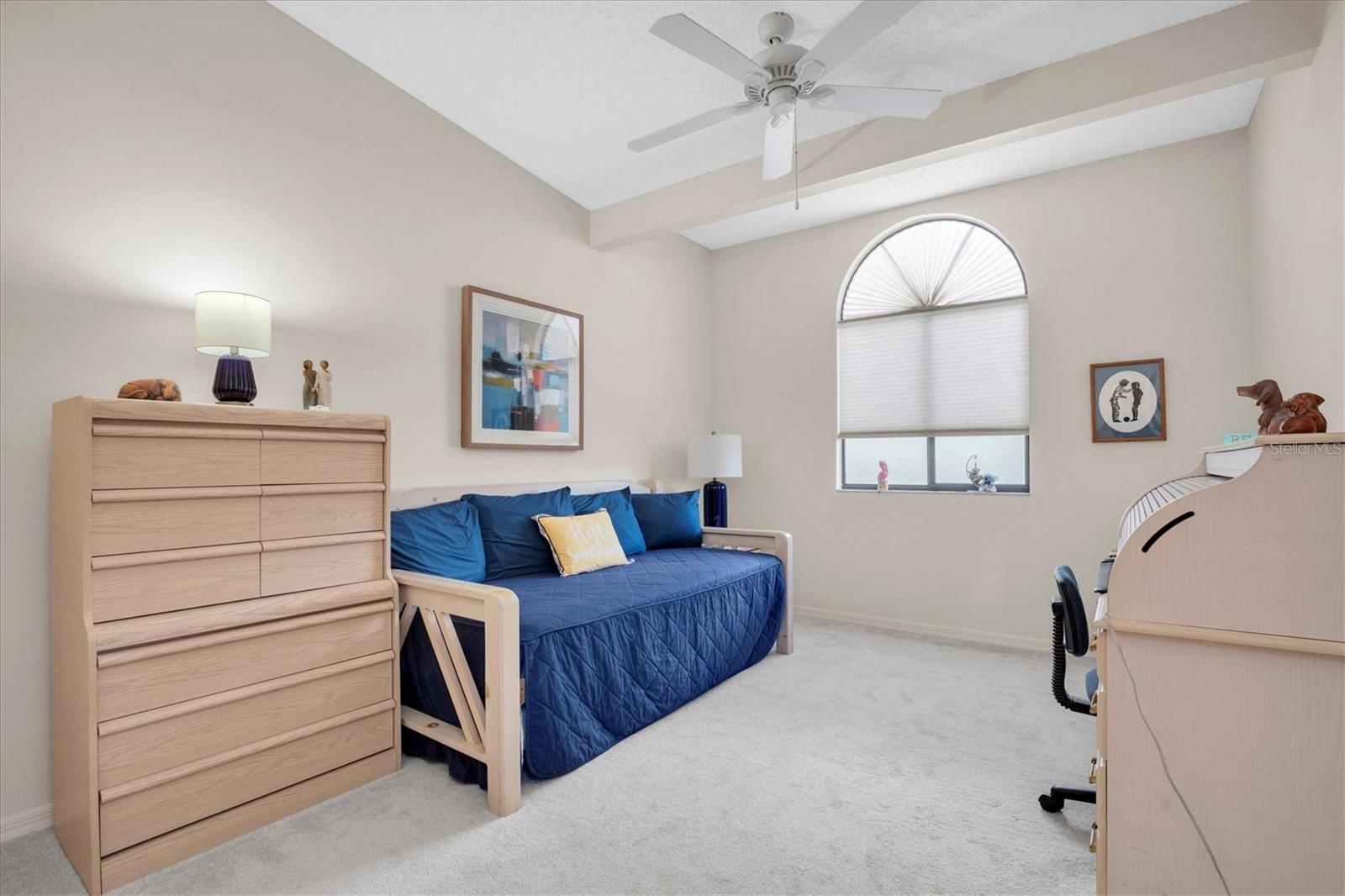 Image 17 of 44 For 534 Walden Court