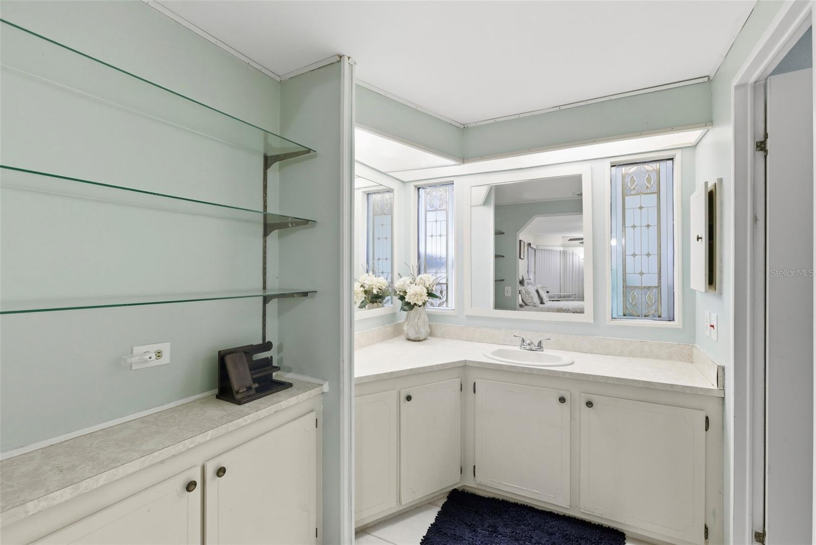 Image 18 of 73 For 521 San Clemente Circle