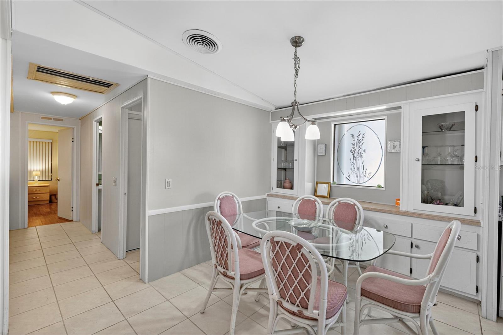 Image 9 of 73 For 521 San Clemente Circle