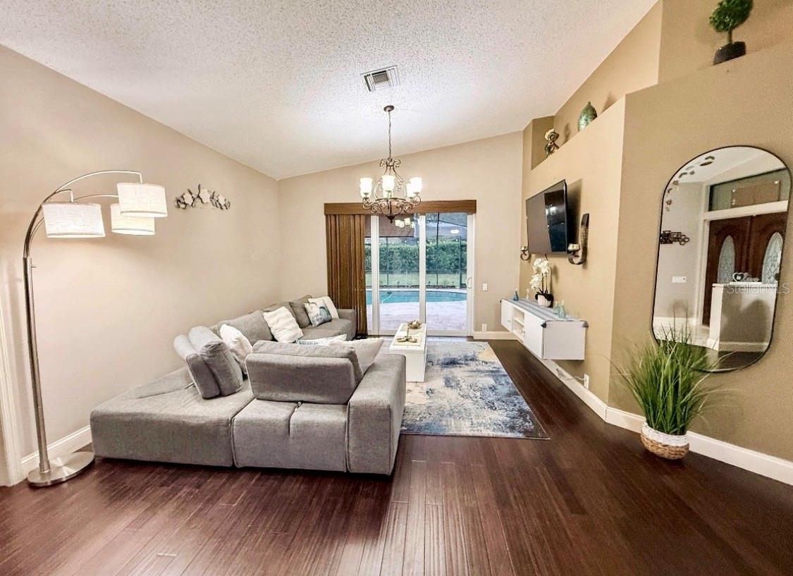 Image 13 of 68 For 4757 Brayton Terrace S