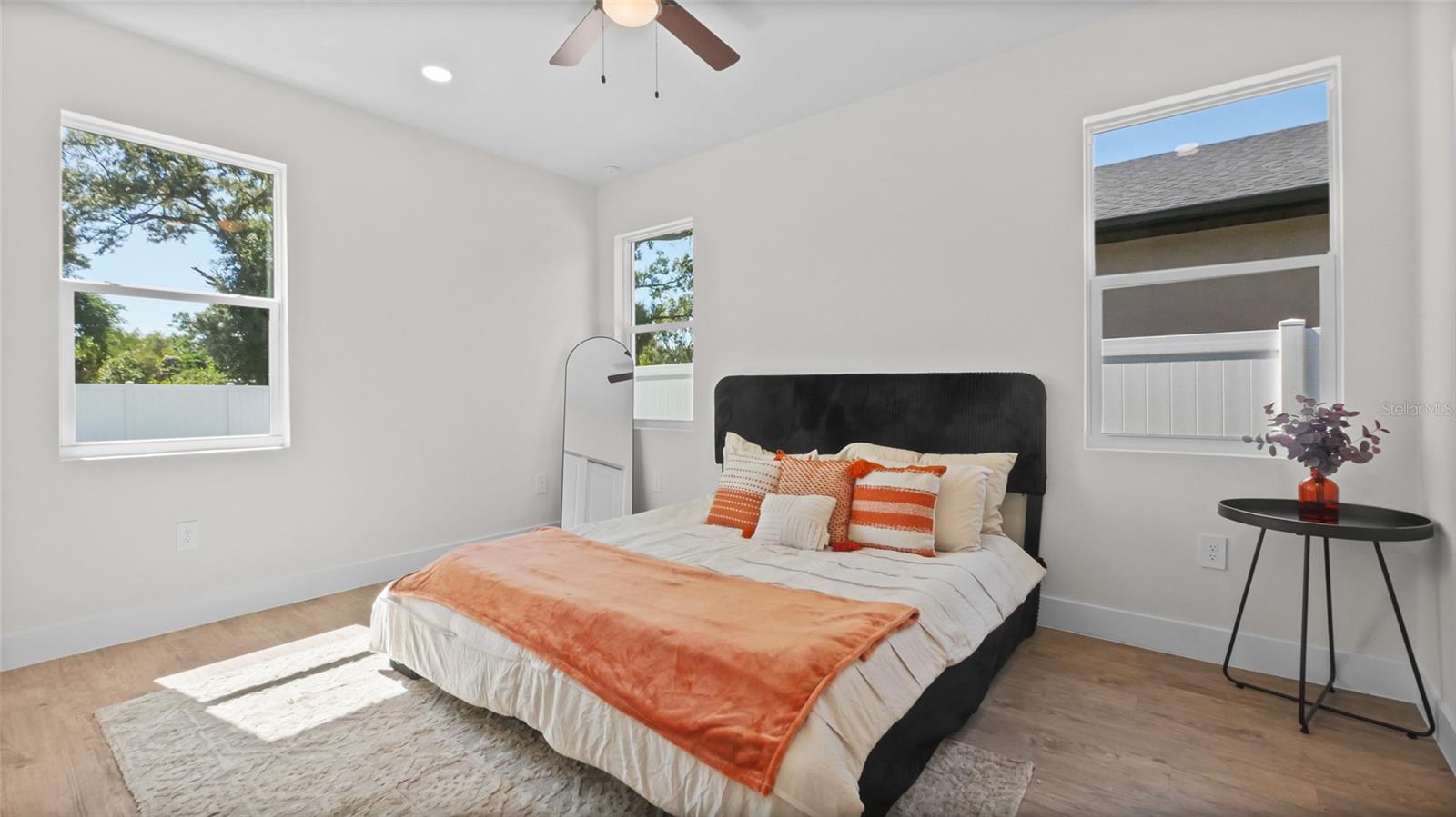 Image 18 of 38 For 4603 14th Avenue 2