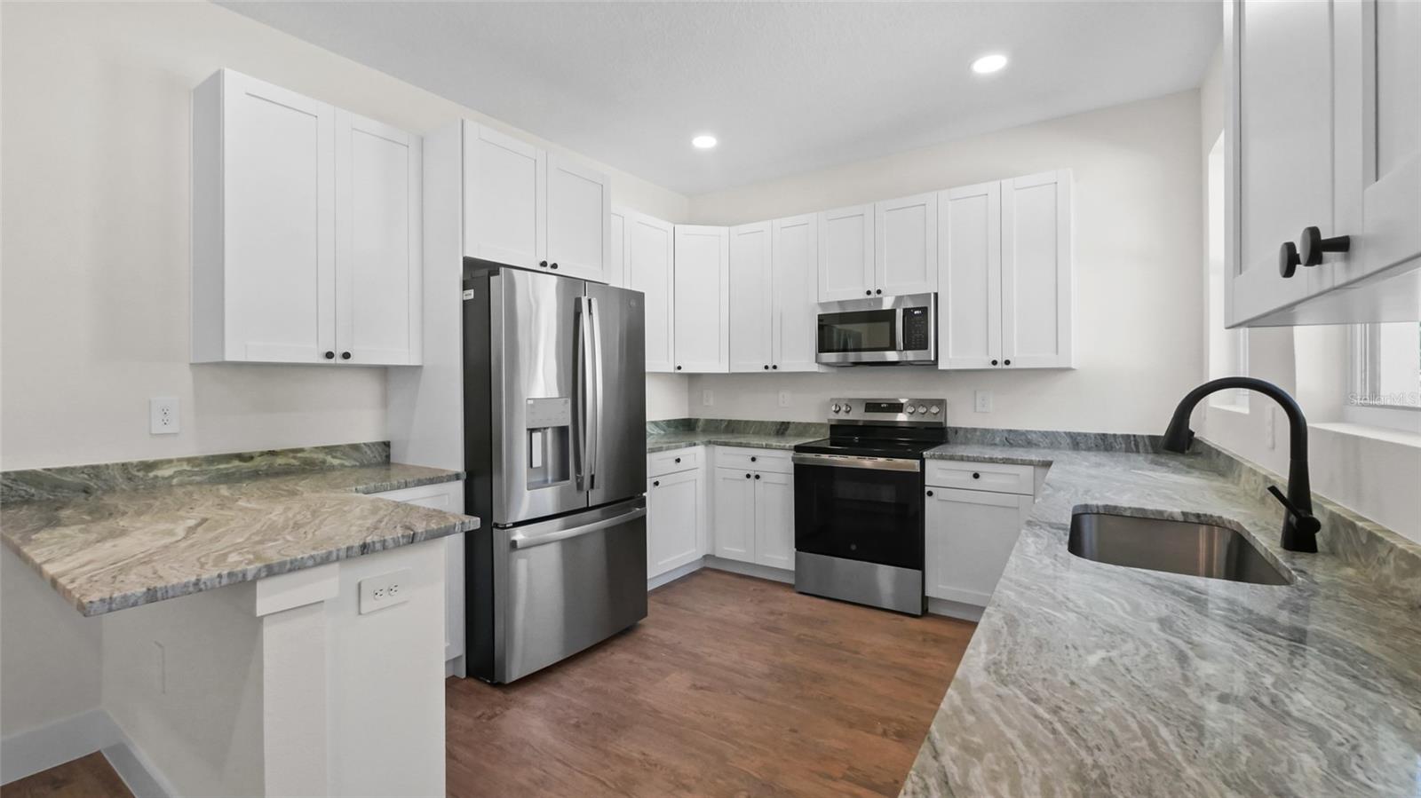 Image 9 of 38 For 4603 14th Avenue 2