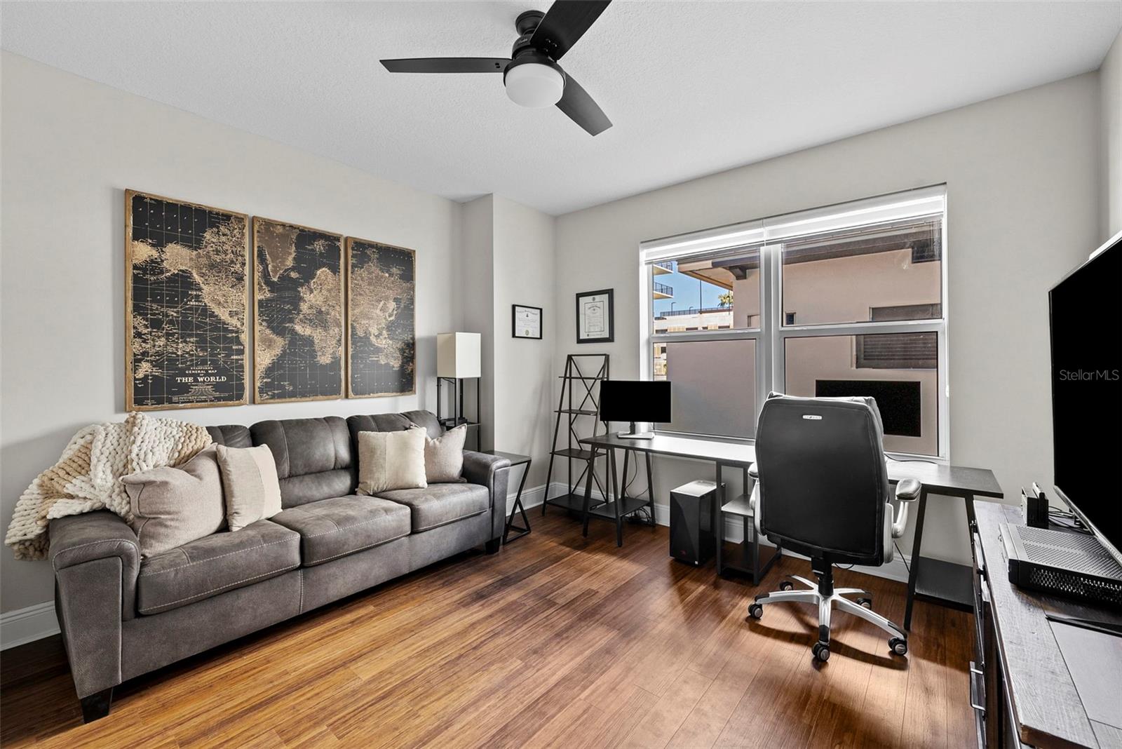 Image 28 of 45 For 1238 Kennedy Boulevard 402