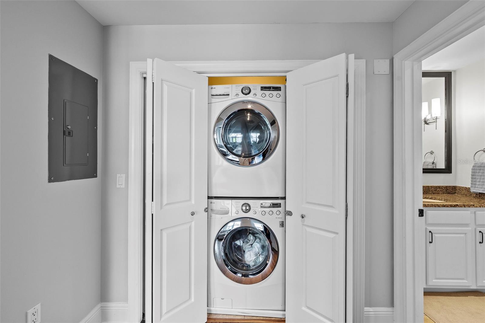 Image 32 of 45 For 1238 Kennedy Boulevard 402