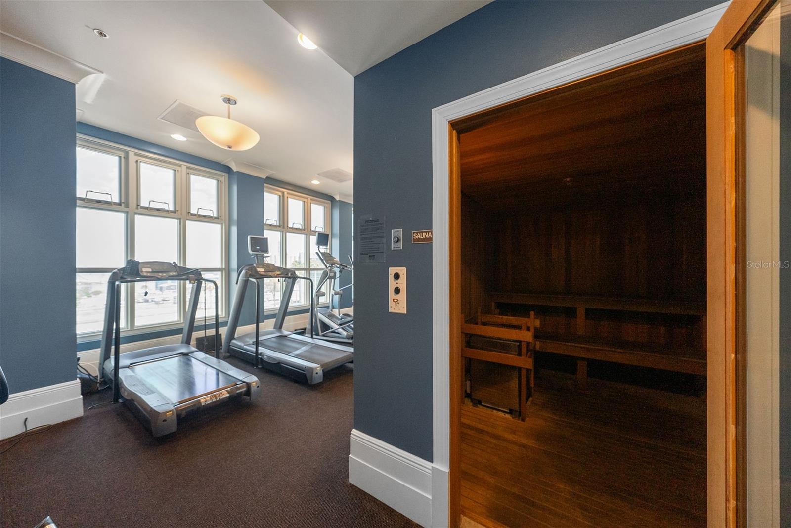 Image 38 of 45 For 1238 Kennedy Boulevard 402