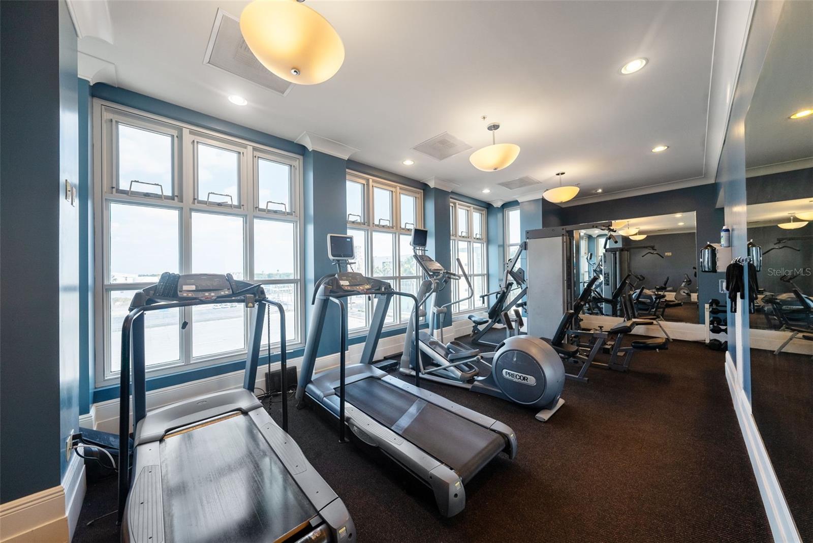 Image 39 of 45 For 1238 Kennedy Boulevard 402