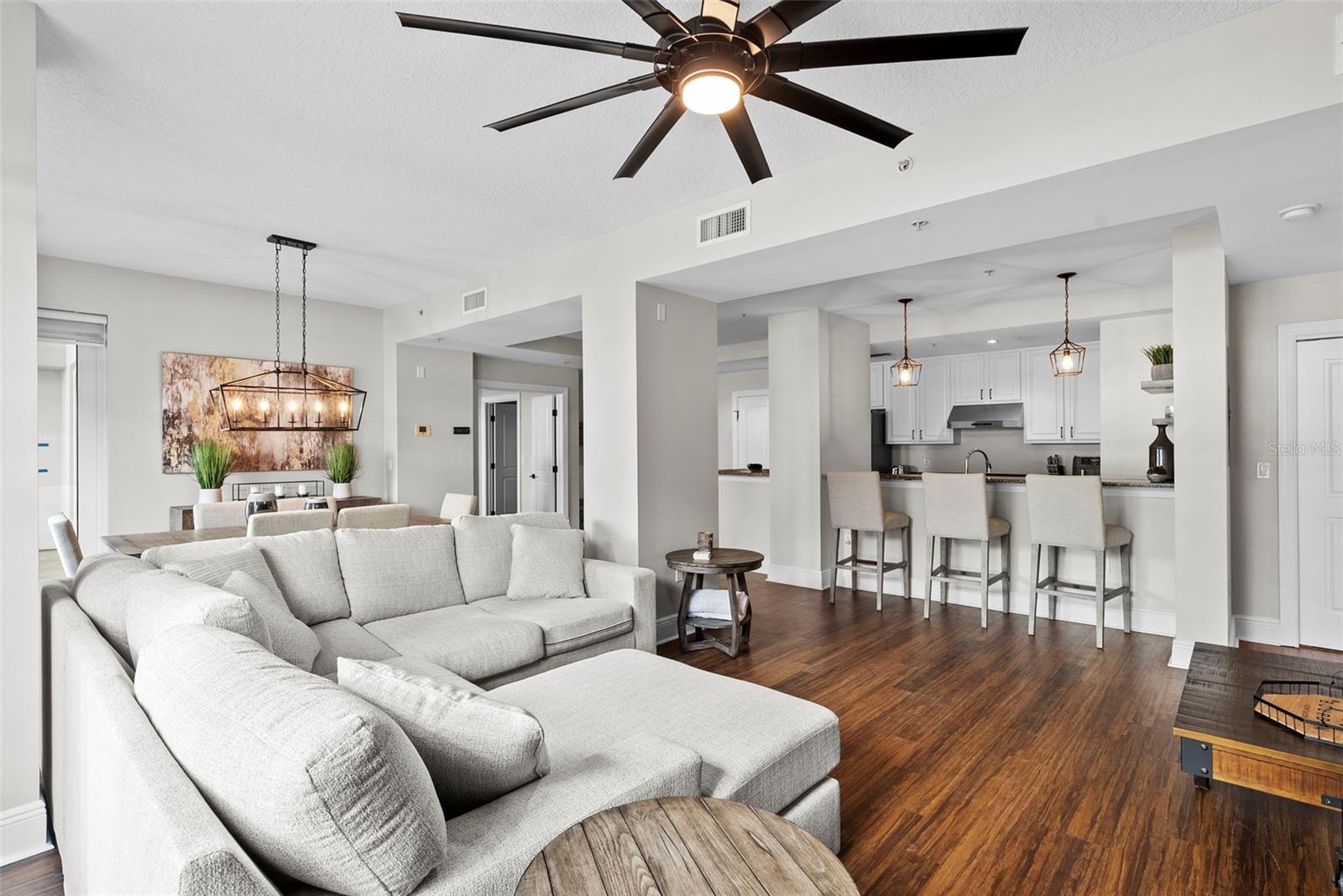 Image 9 of 45 For 1238 Kennedy Boulevard 402