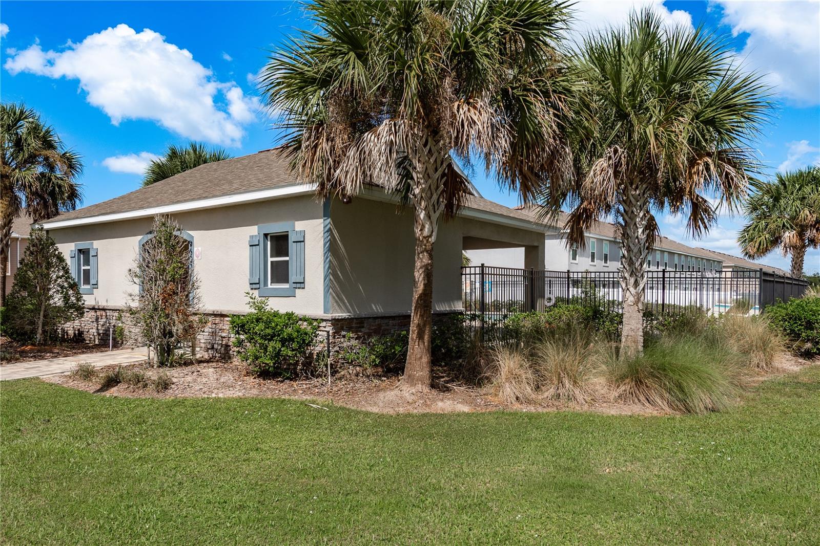 Image 34 of 37 For 9512 Tocobaga Place