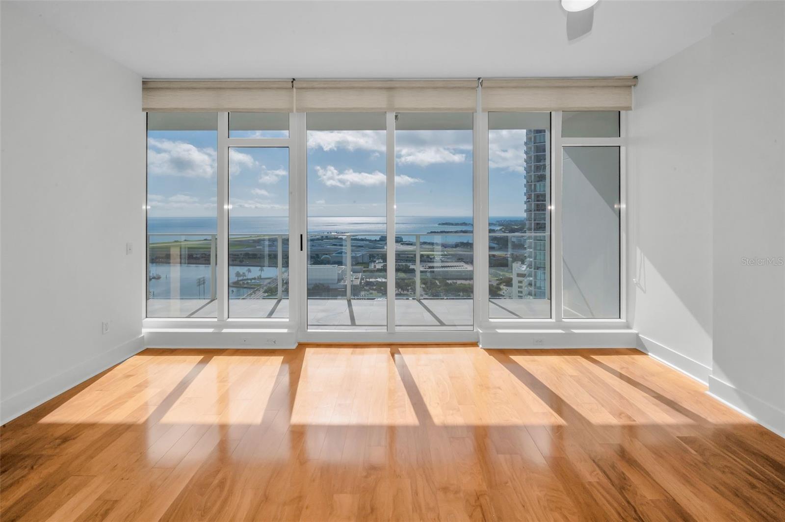 Image 4 of 44 For 175 1st Street S 2604