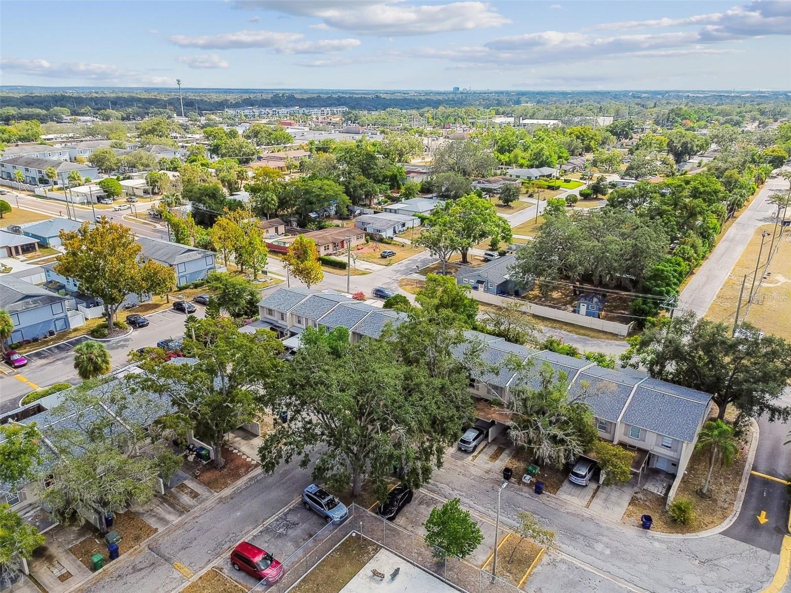 Image 10 of 34 For 5264 Tennis Court Circle 5