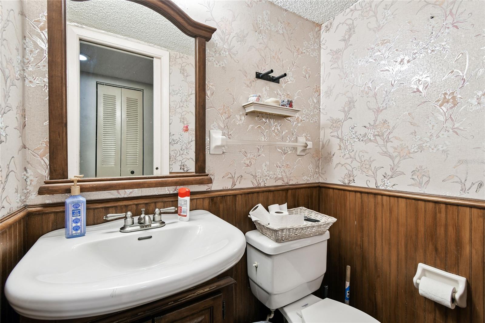 Image 14 of 34 For 5264 Tennis Court Circle 5