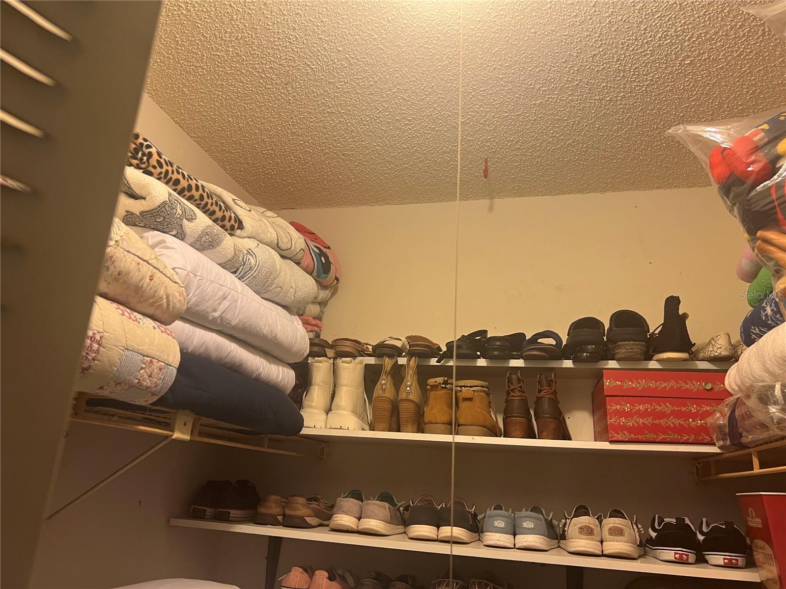 Image 5 of 34 For 5264 Tennis Court Circle 5