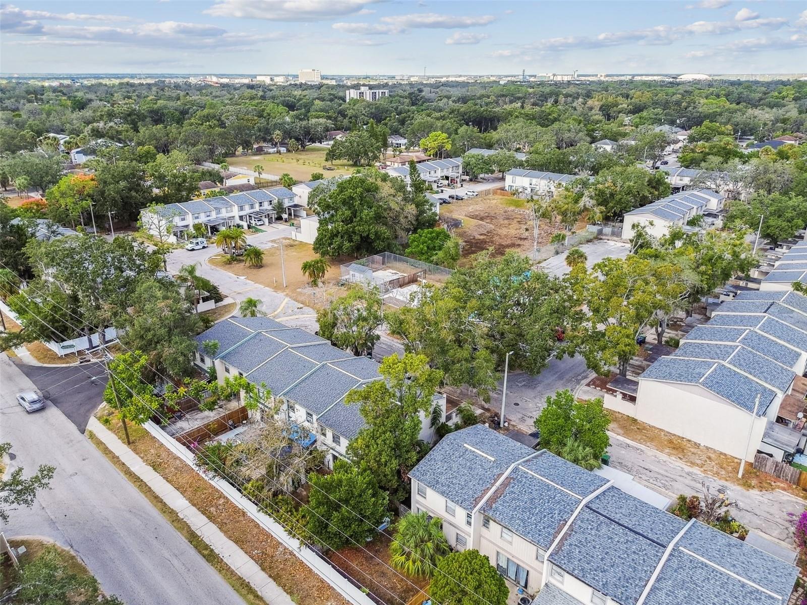 Image 6 of 34 For 5264 Tennis Court Circle 5