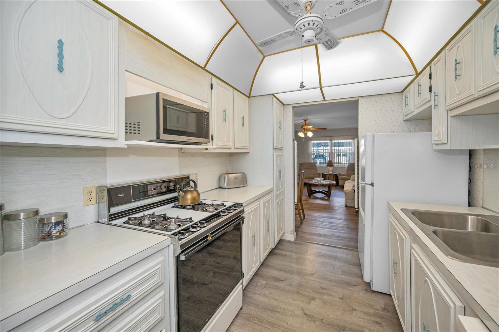 Image 10 of 49 For 5297 81st Lane N 4