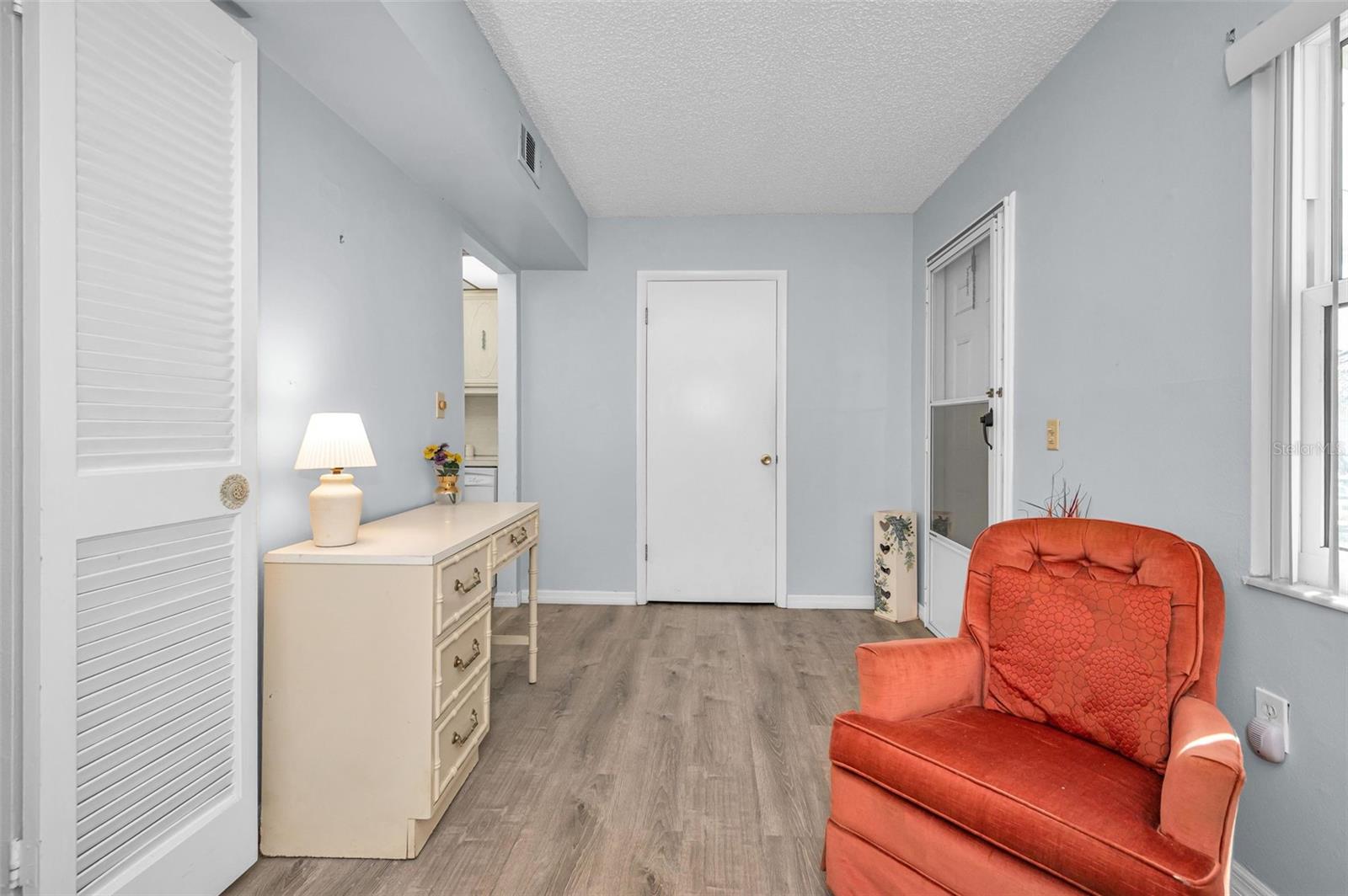 Image 13 of 49 For 5297 81st Lane N 4