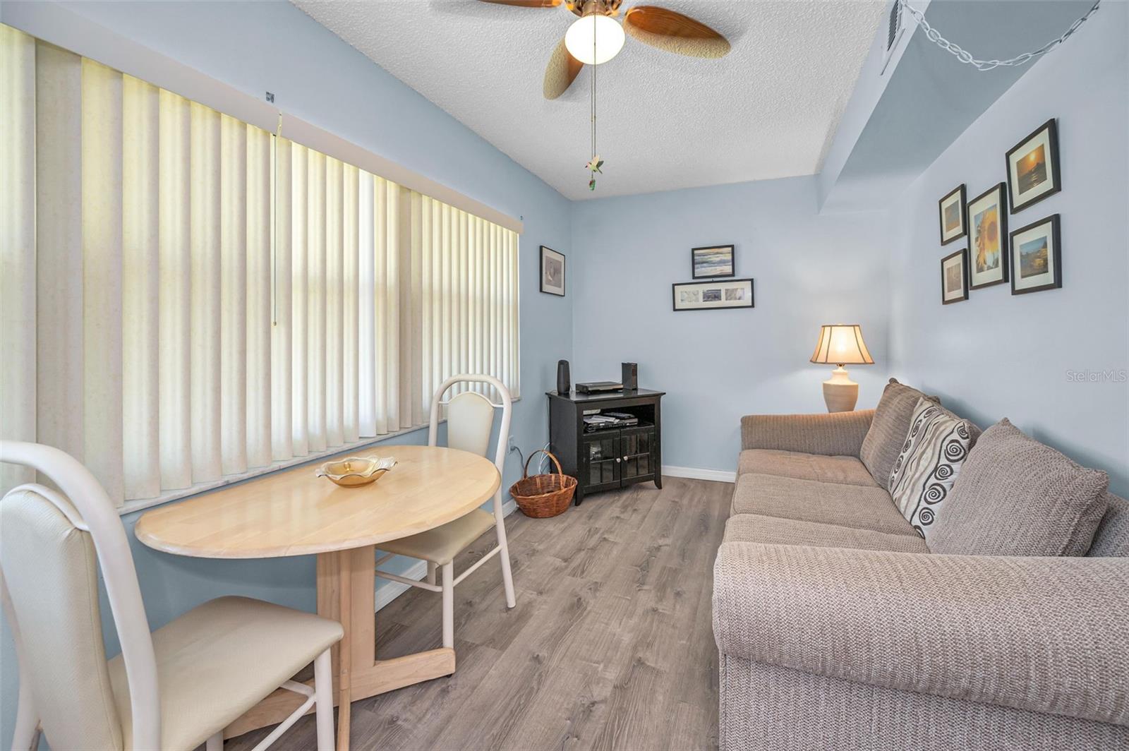 Image 17 of 49 For 5297 81st Lane N 4