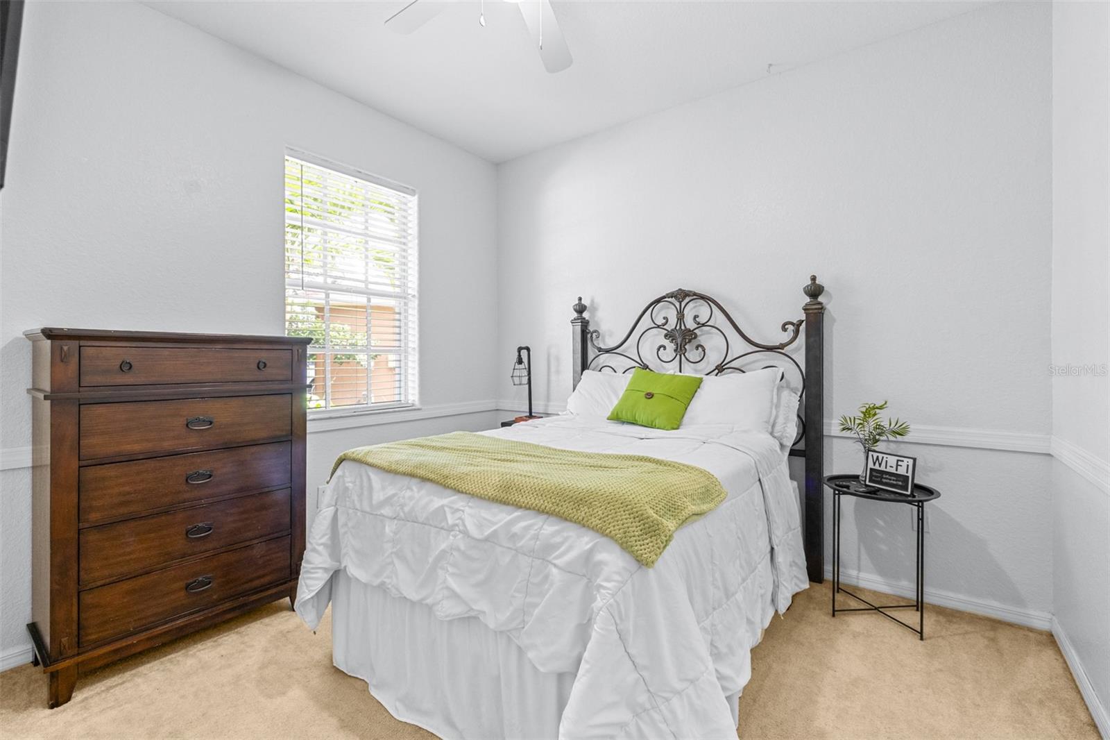 Listing photo id 35 for 12532 Burgess Hill