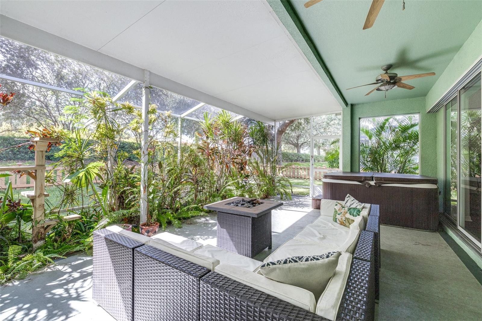 Listing photo id 46 for 12532 Burgess Hill