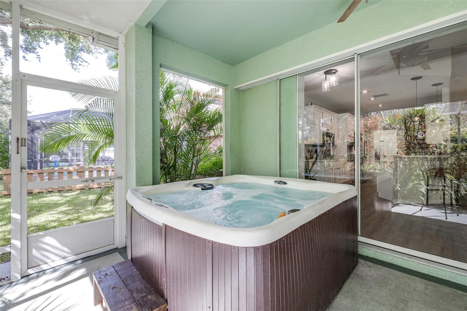 Listing photo id 49 for 12532 Burgess Hill