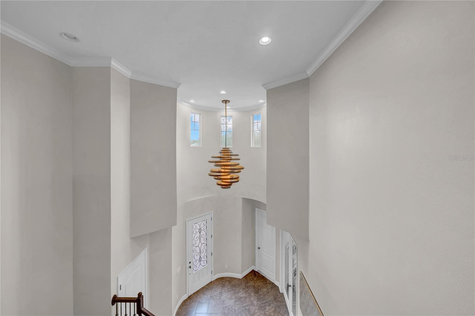 Image 4 of 47 For 10011 Hazelnut Court