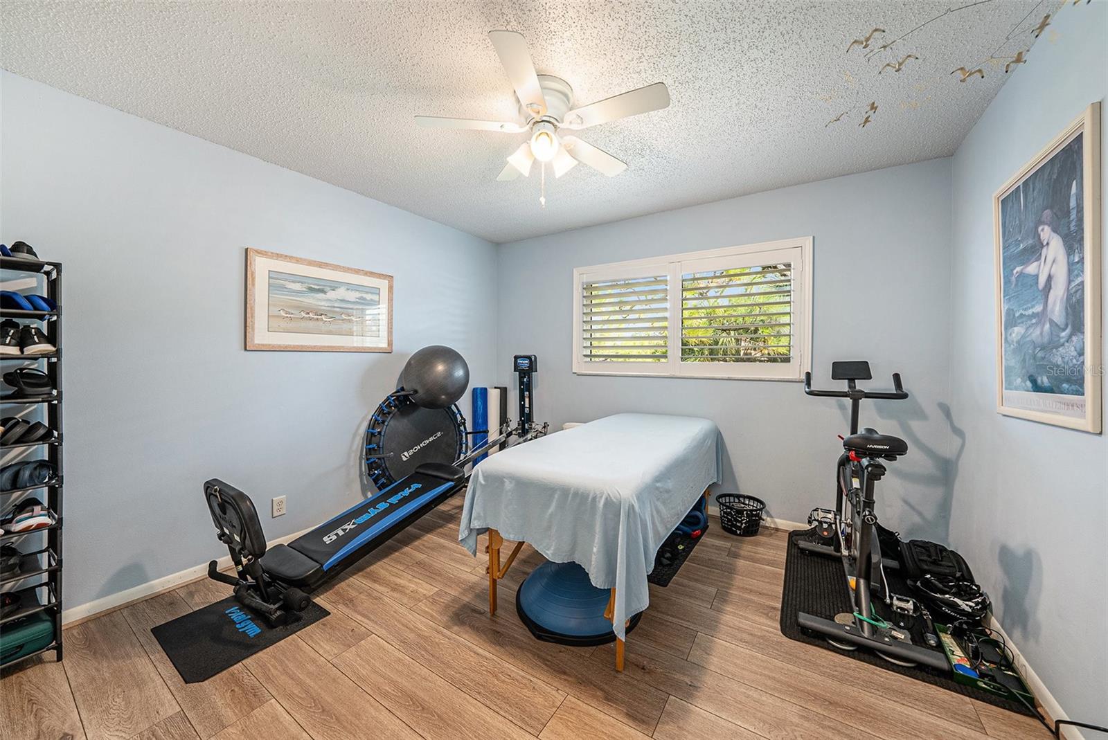 Image 17 of 29 For 9521 86th Avenue 9521