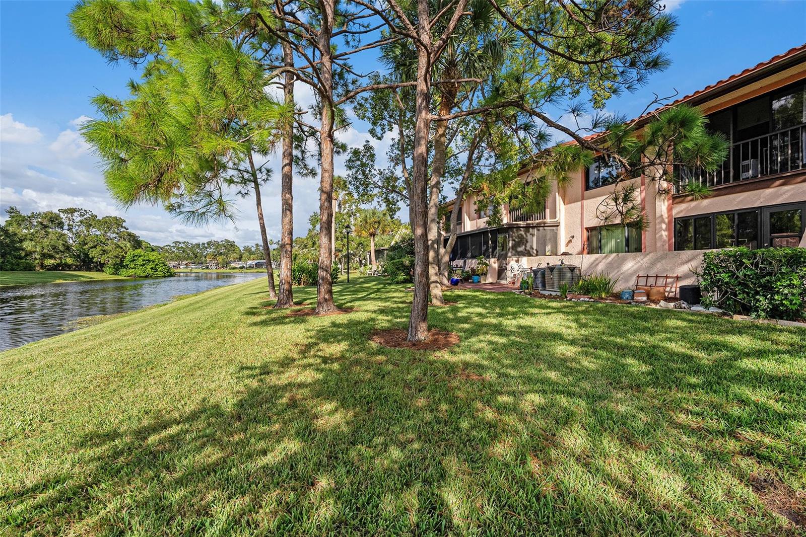 Image 25 of 29 For 9521 86th Avenue 9521