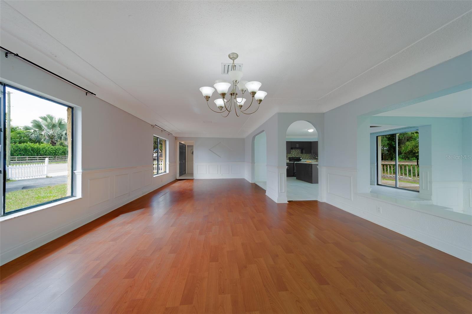 Image 12 of 43 For 703 Sligh Avenue