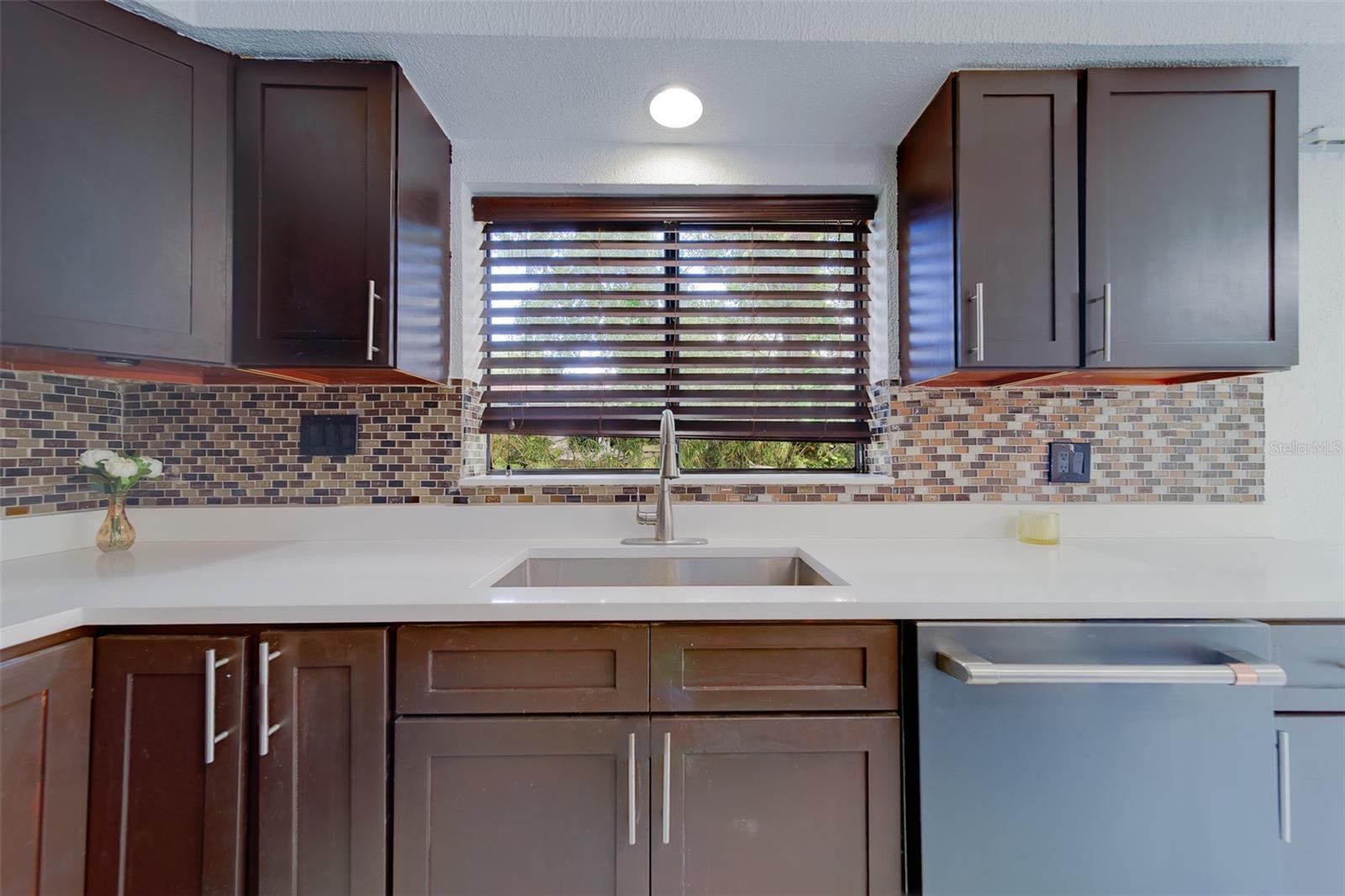Image 20 of 43 For 703 Sligh Avenue