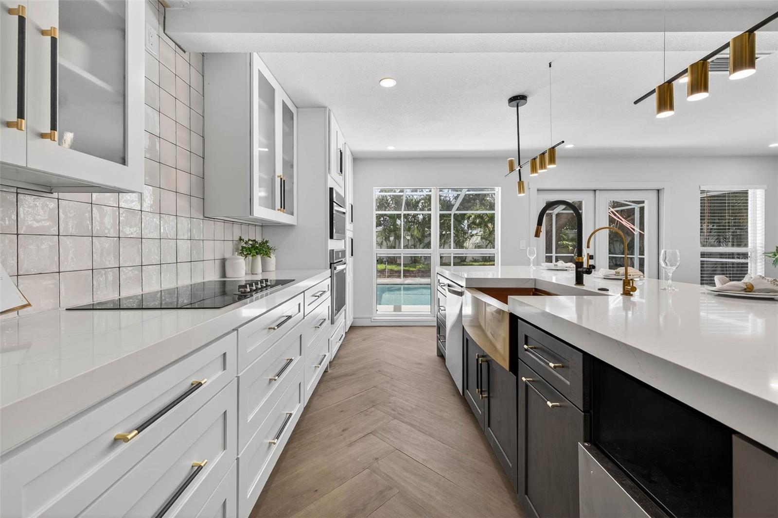 Image 15 of 41 For 3927 Helena Street Ne