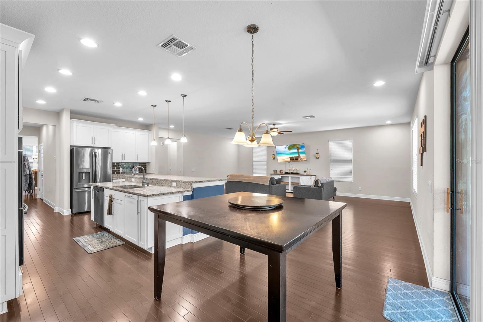 Image 16 of 42 For 13207 Sunset Shore Circle
