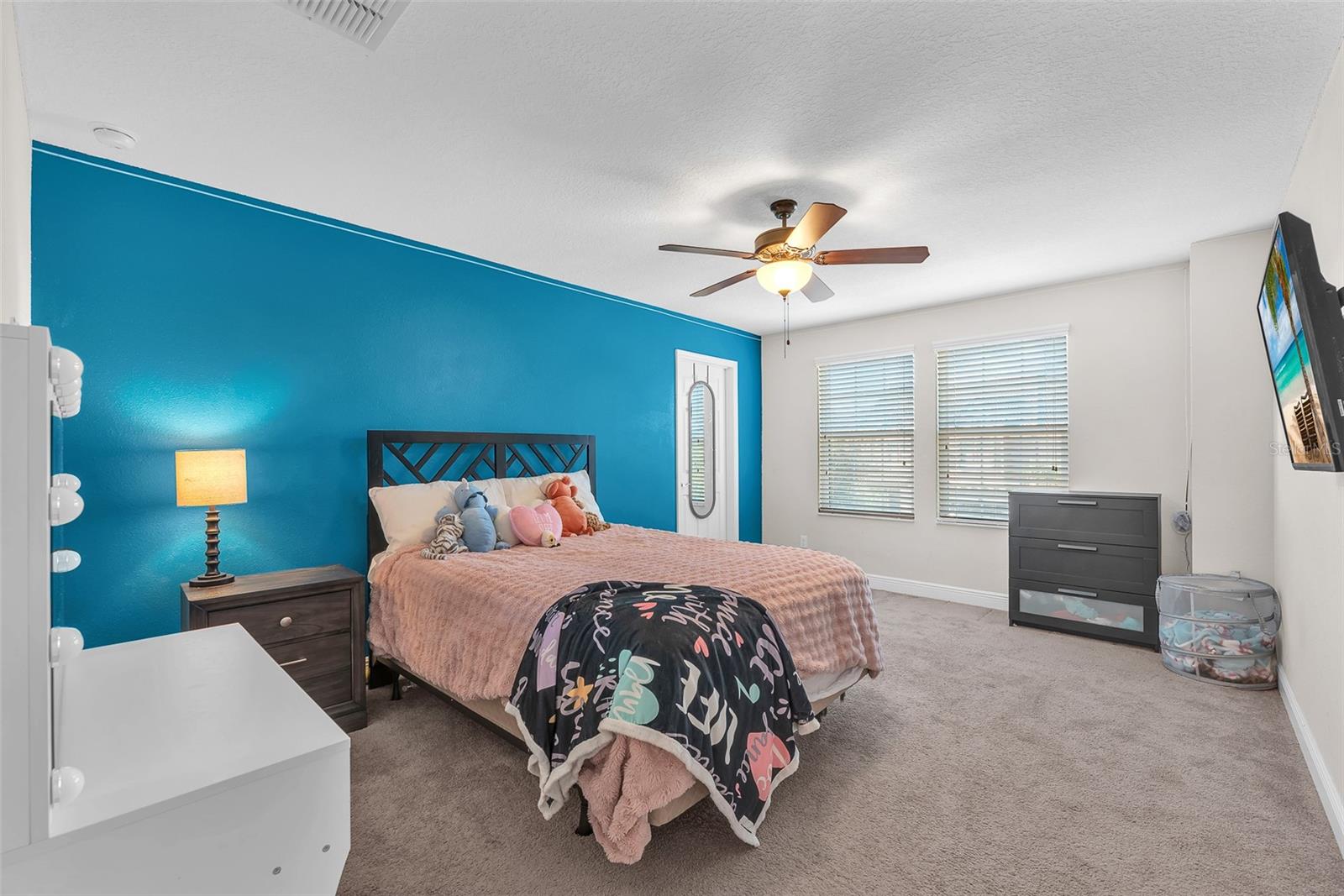 Image 23 of 42 For 13207 Sunset Shore Circle