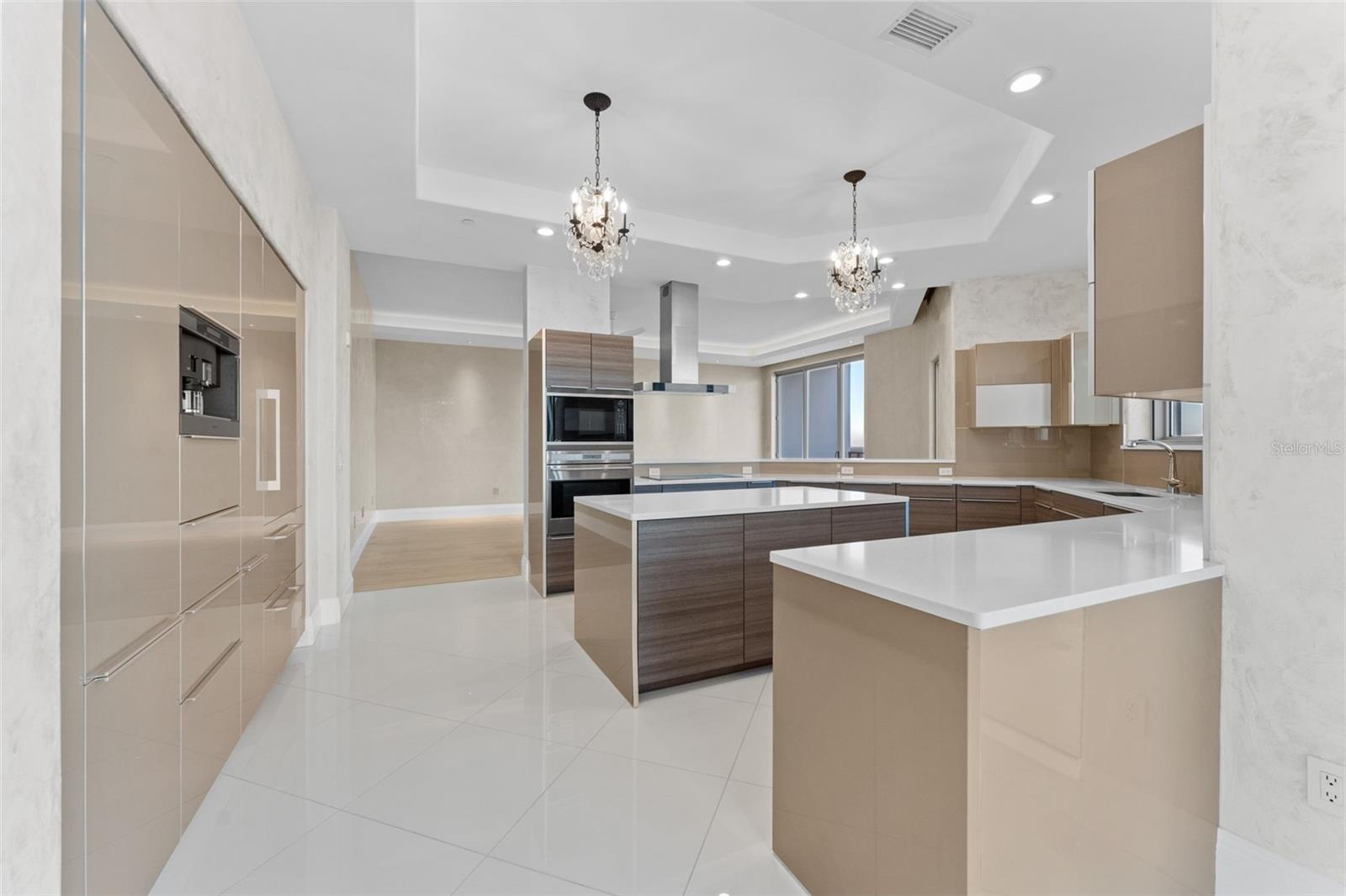 Image 14 of 68 For 1209 Cumberland Avenue 2802