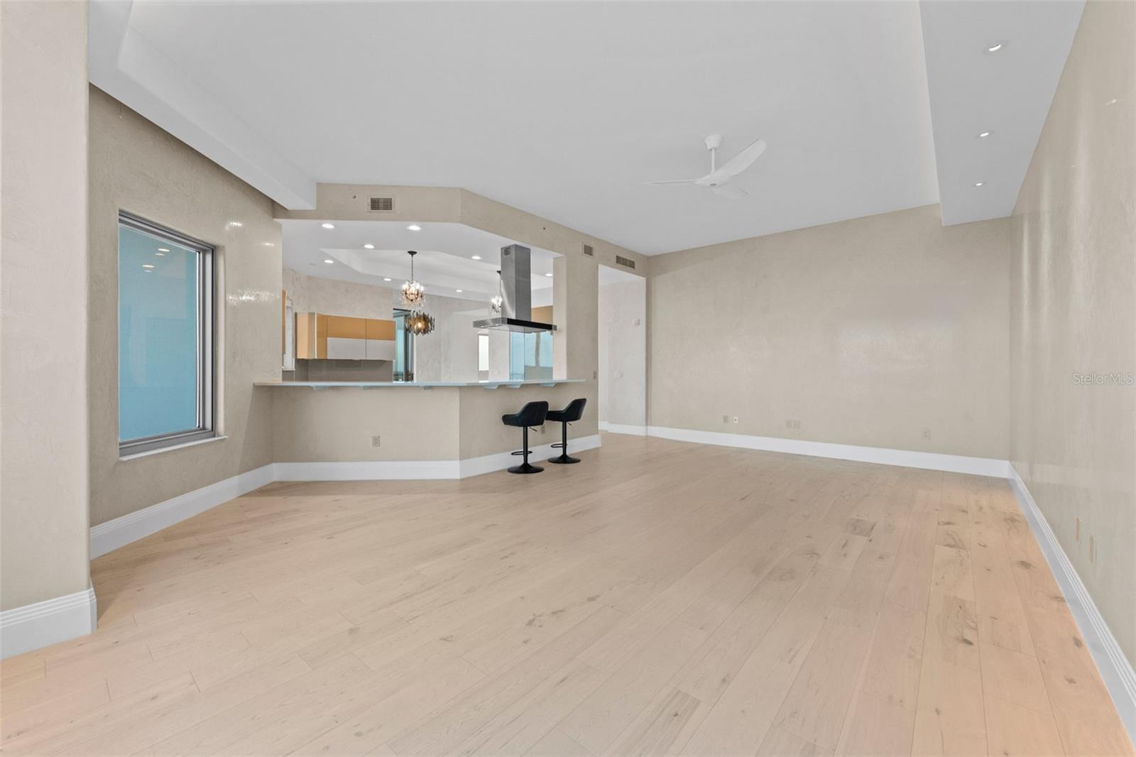 Image 22 of 68 For 1209 Cumberland Avenue 2802