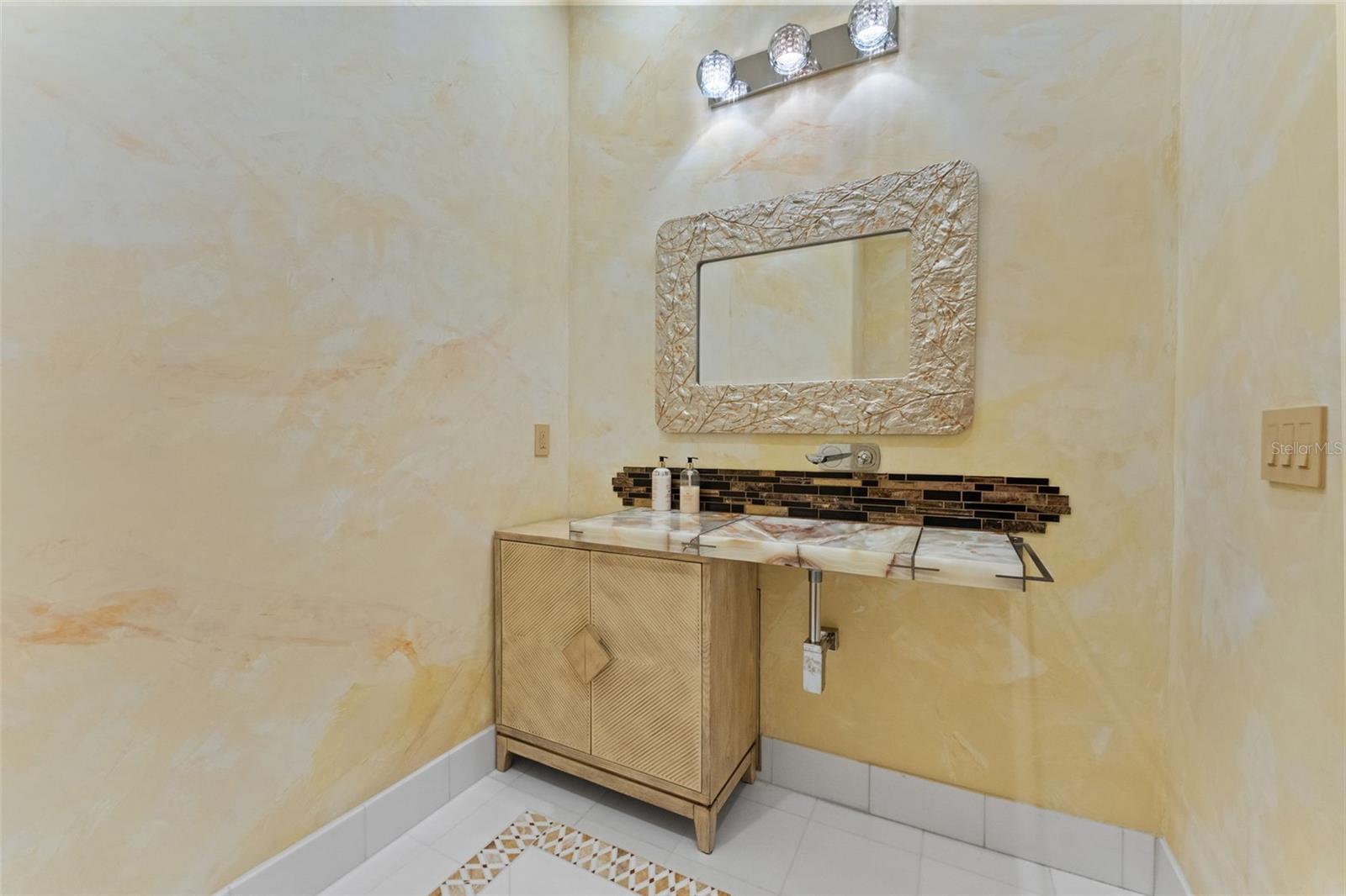 Image 27 of 68 For 1209 Cumberland Avenue 2802