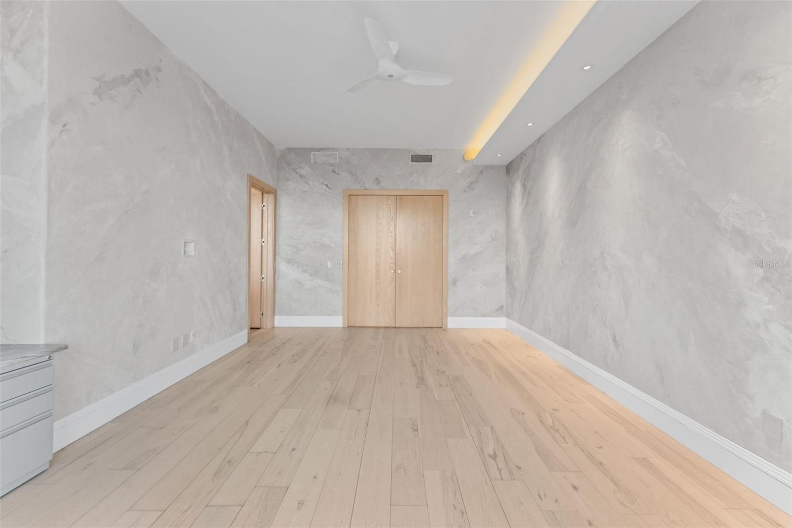 Image 31 of 68 For 1209 Cumberland Avenue 2802