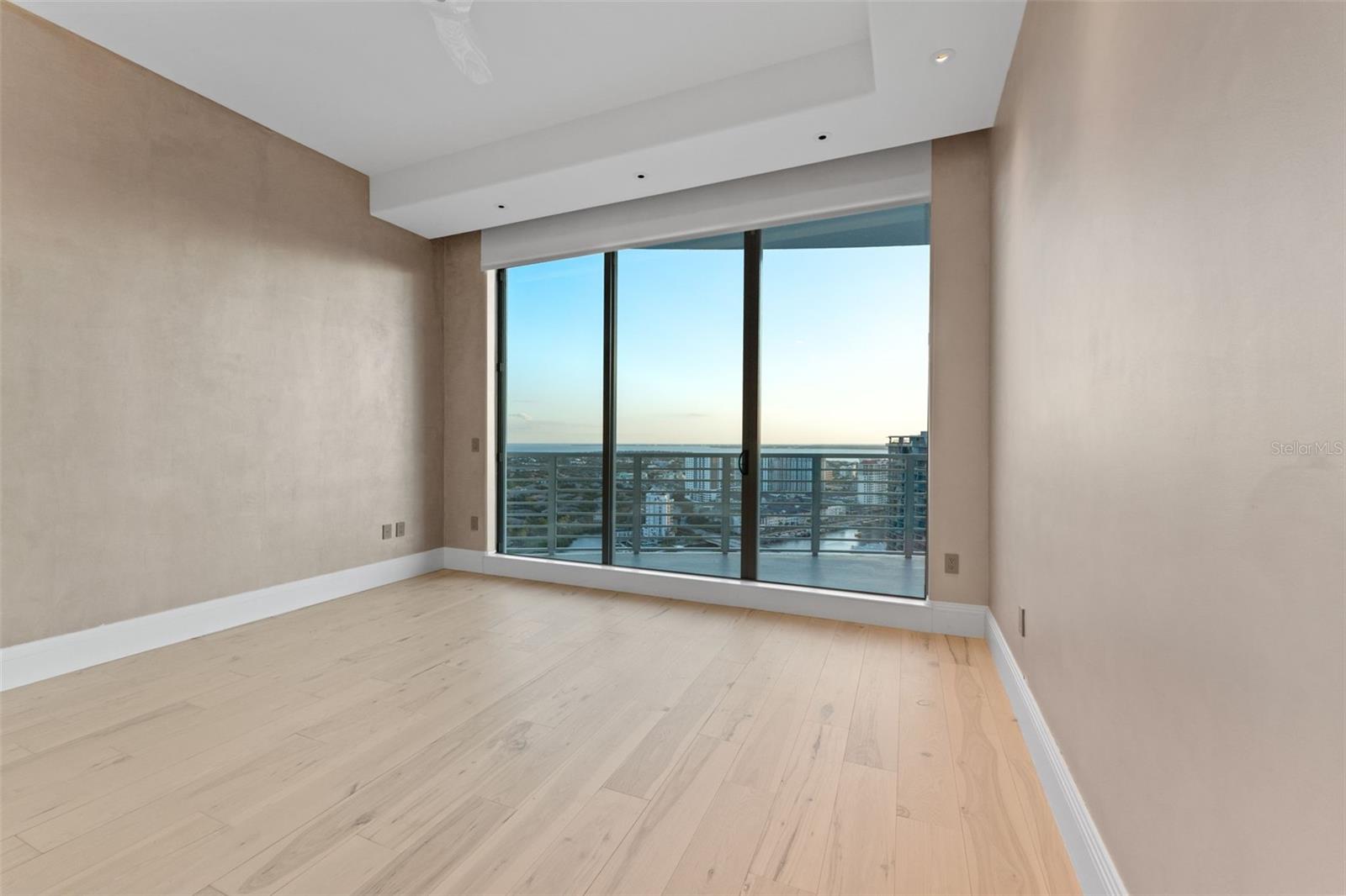 Image 39 of 68 For 1209 Cumberland Avenue 2802