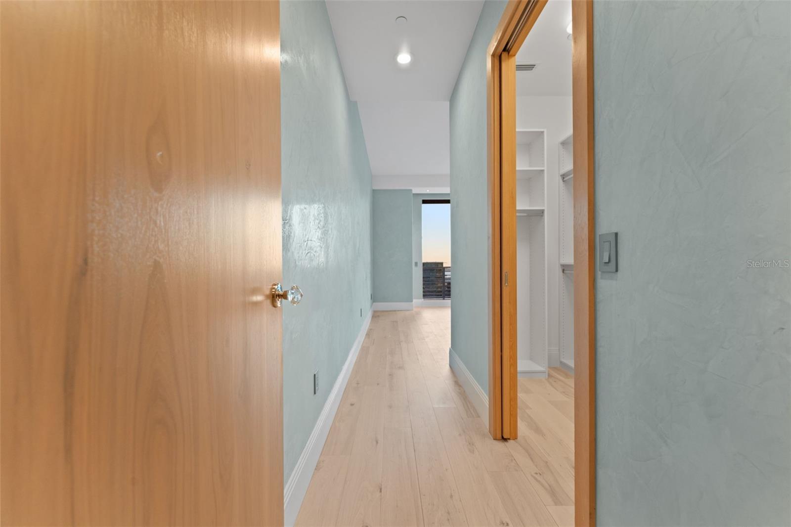 Image 44 of 68 For 1209 Cumberland Avenue 2802