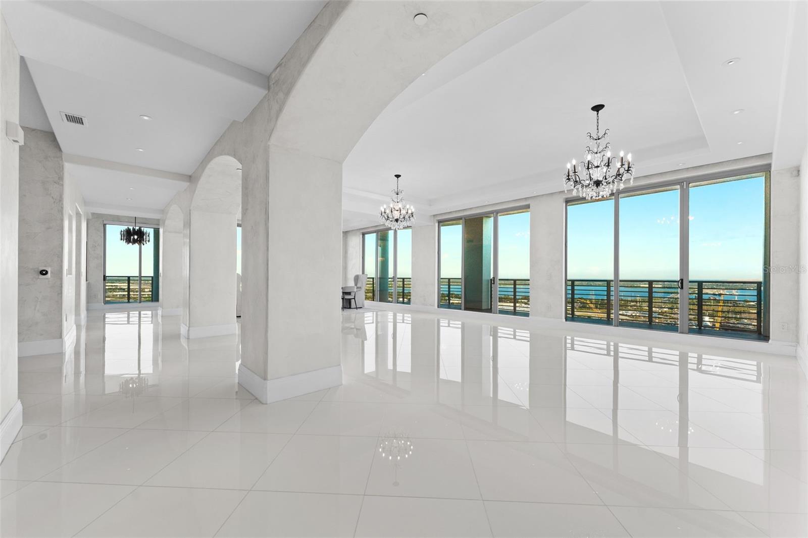 Image 5 of 68 For 1209 Cumberland Avenue 2802