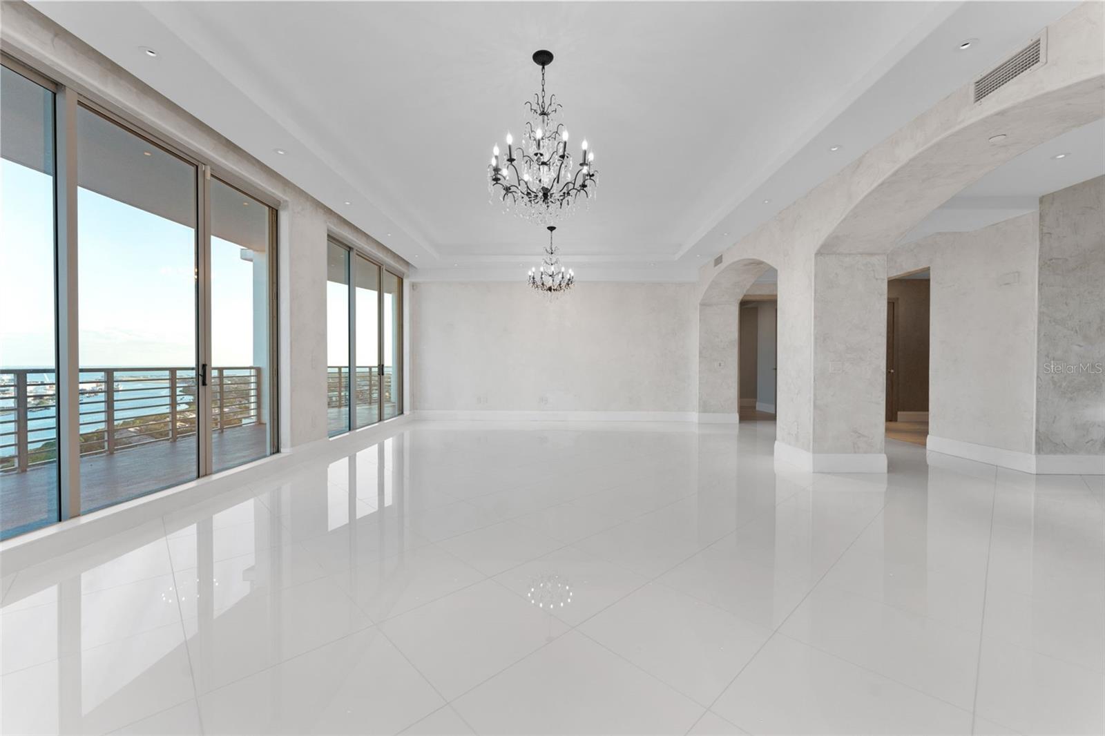 Image 7 of 68 For 1209 Cumberland Avenue 2802